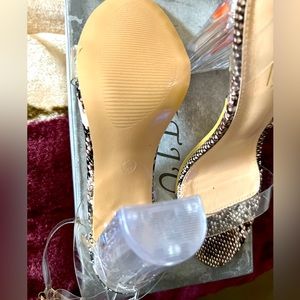 Women’s Shoe , 3 inch Heel